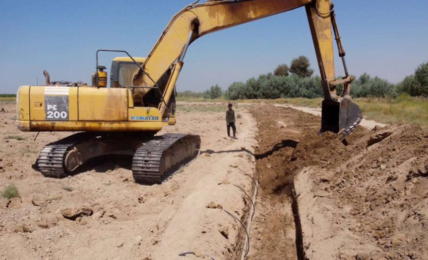 حفاری آبیاری زیرسطحی